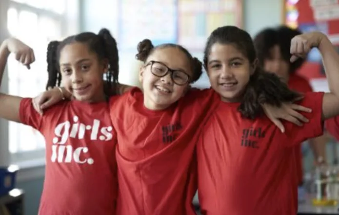 Inspiring All Girls
To Be Strong, Smart
& Bold.